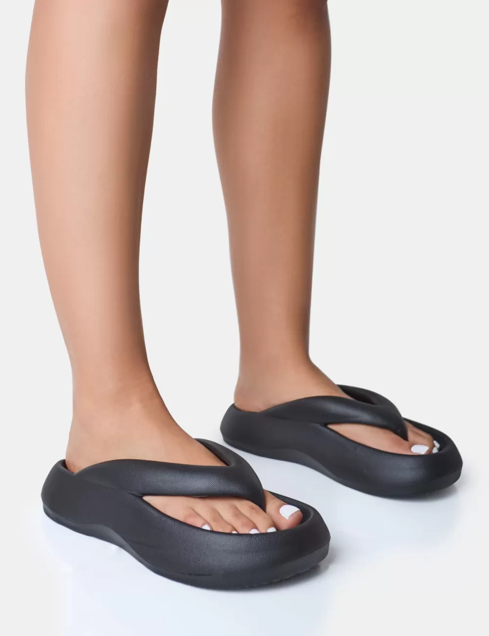 New Public Desire Guilty Chunky Toe Post Slider Sandals Black