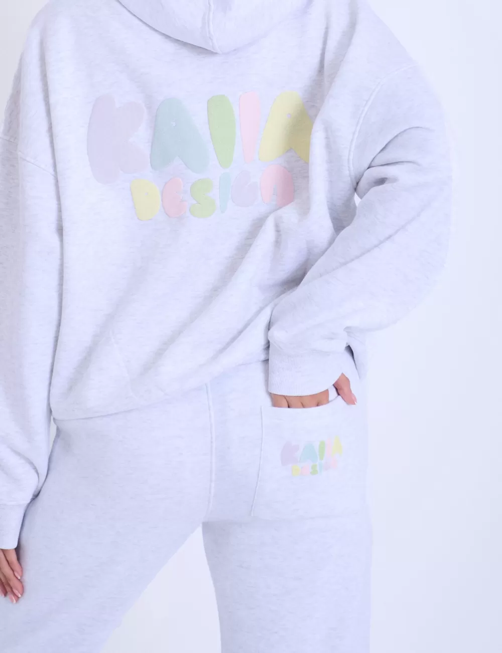 Store Public Desire Kaiia Bubble Logo Wide Leg Sweat Pants Light Grey Marl & Rainbow Oatmeal_marl