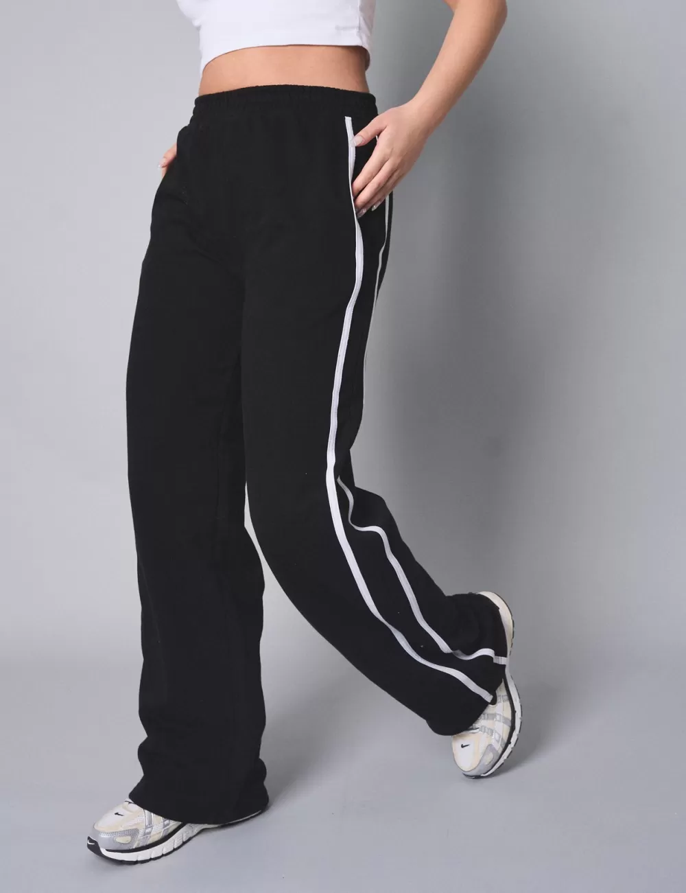 Outlet Public Desire Kaiia Contrast Stripe Baggy Wide Leg Sweat Pants Black