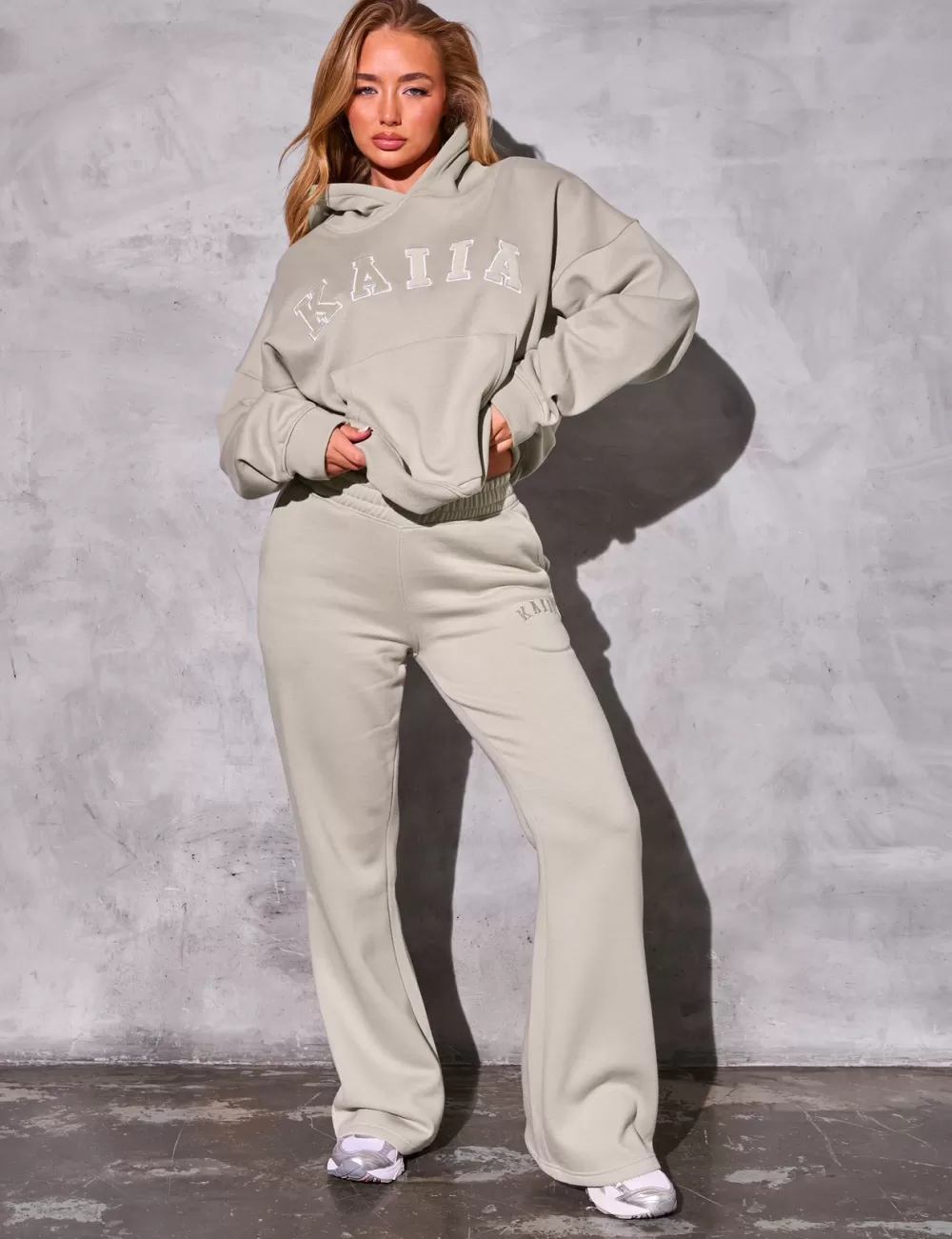 Cheap Public Desire Kaiia Logo Wide Leg Sweat Pants in Stone