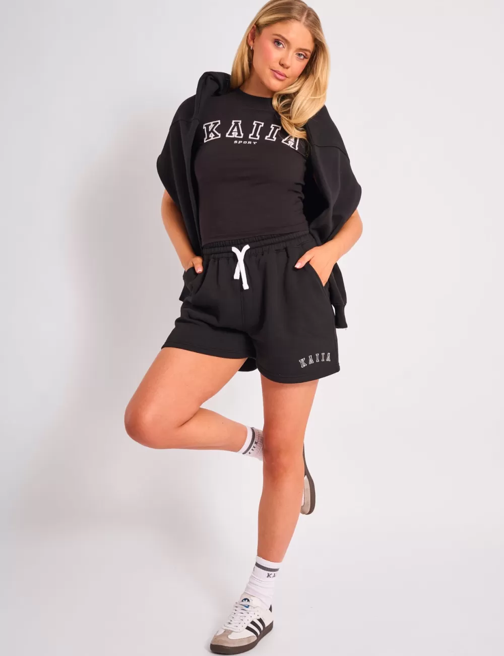 Best Public Desire Kaiia Relaxed Sweat Shorts Black