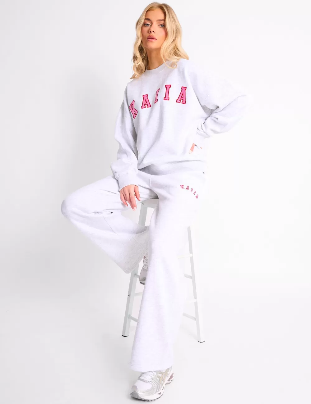 Best Public Desire Kaiia Slogan Oversized Sweatshirt Light Grey Marl & Pink Contrast Light_grey_marl_red/pink