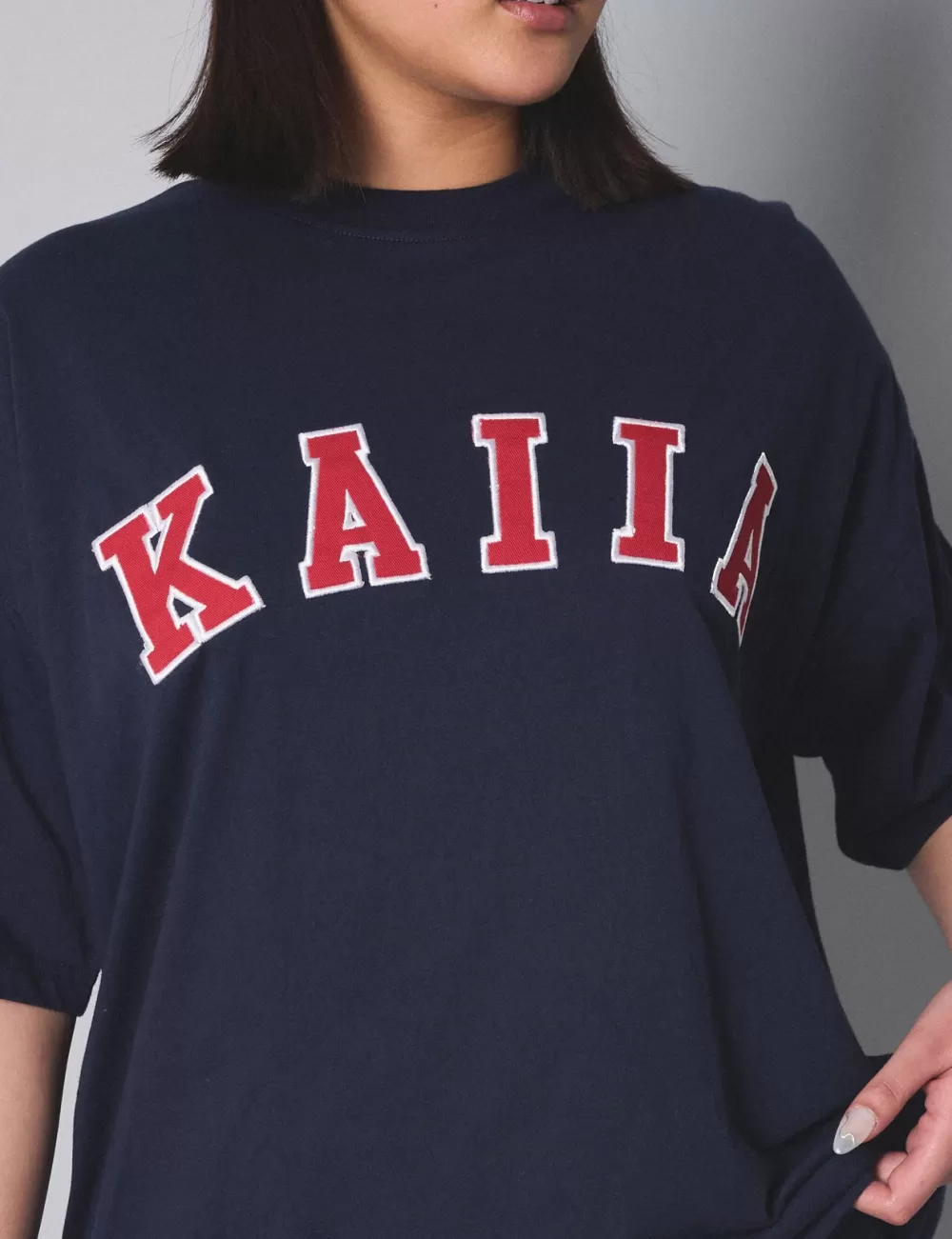 New Public Desire Kaiia Slogan Oversized Top Navy With Red