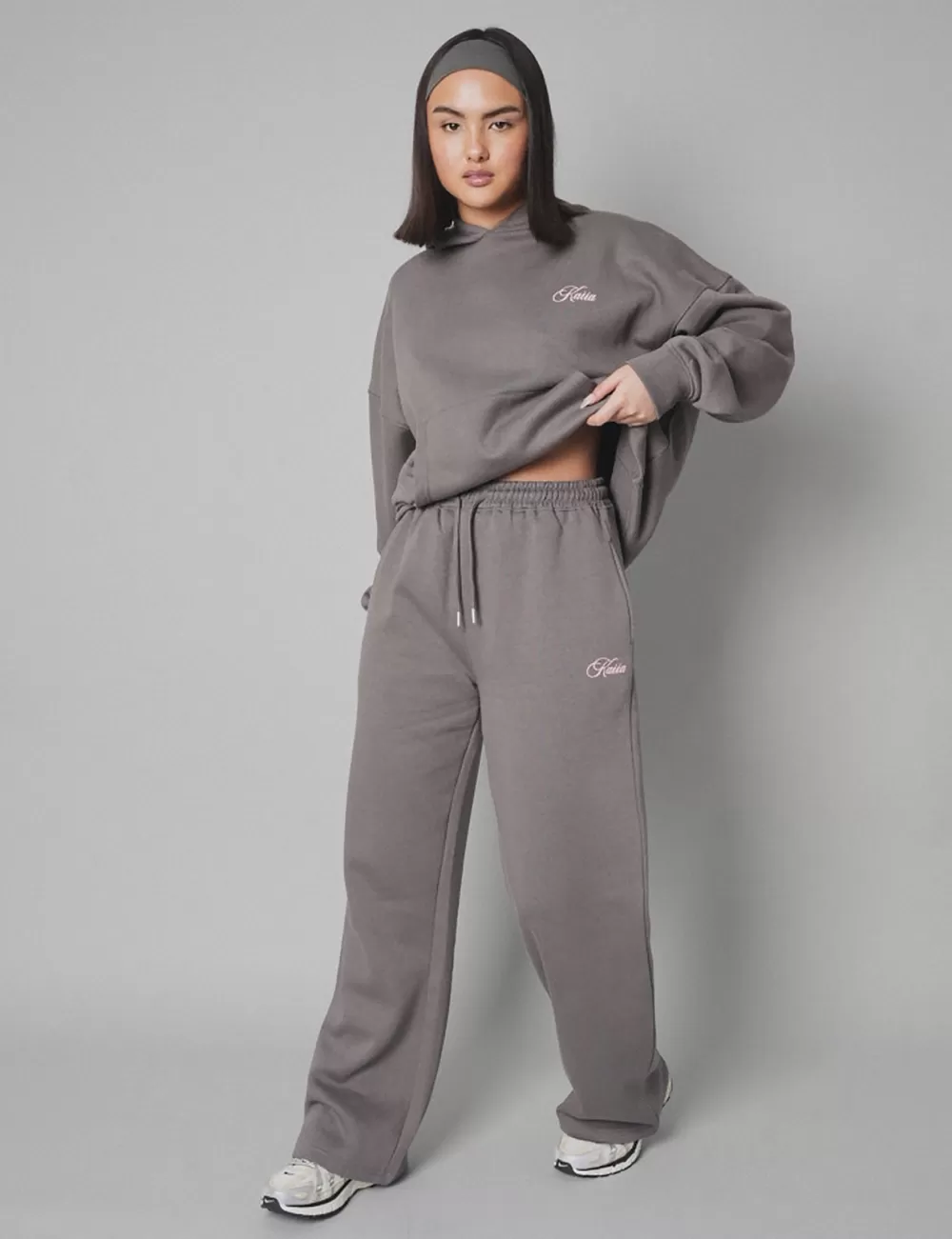 Hot Public Desire Kaiia The Label Logo Wide Leg Joggers Dark Grey With Pink Dark_grey