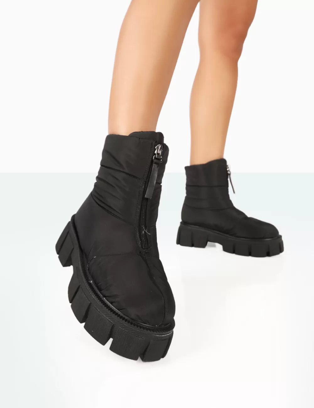 New Public Desire Puffy Nylon Zip Up Chunky Sole Snow Ankle Boots Black